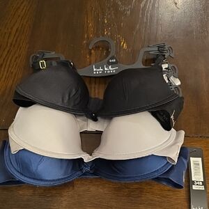 Nicole Miller New York Bra Set - Nude, Navy and Black. 34B